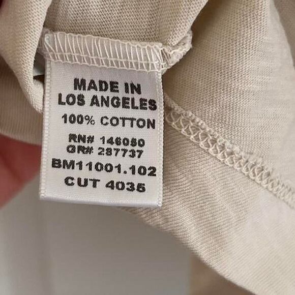 Buck Mason Curved Hem Tee – Cream Men’s Small, Minimalist Americana - Picture 7 of 8